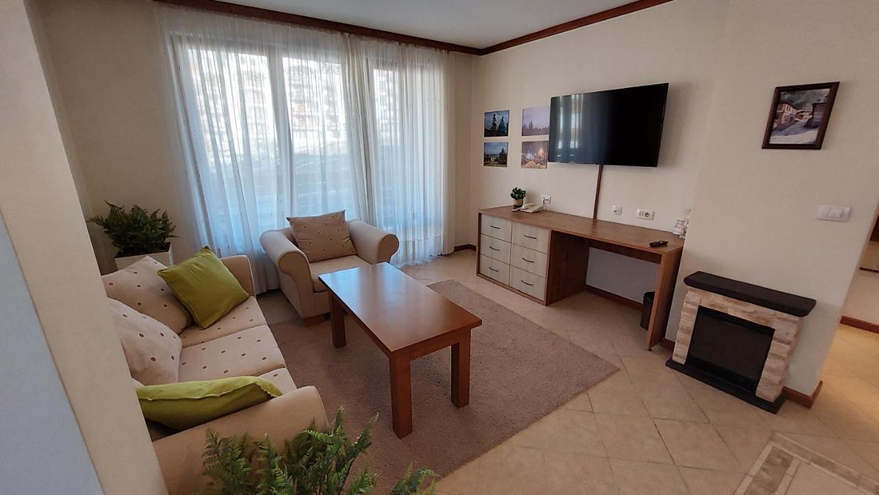Free Spa В Св. Иван Рилски - Сладък Дом Сред Лукс Bansko Exterior photo